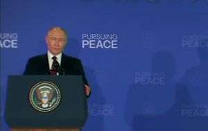 Putin denunţă acordul cu SUA privind retratarea plutoniului semnat în urmă cu 25 de ani